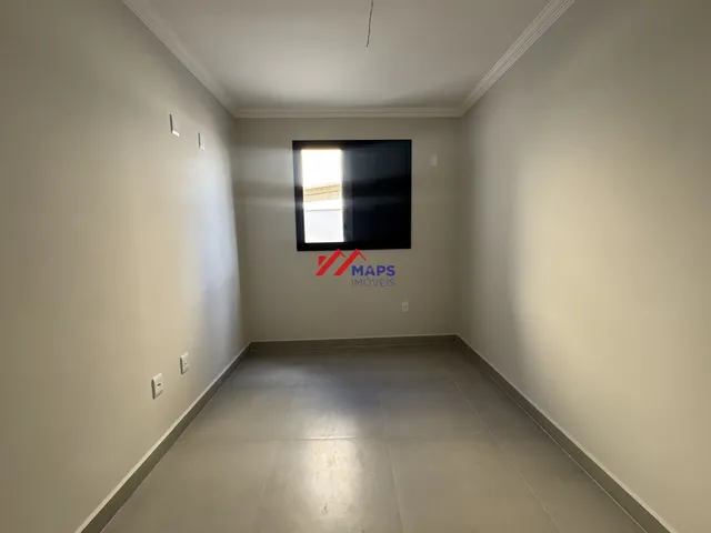 Imagem 6: Casa geminada com três quartos, suíte e duas vagas de garagem no bairro Itapoã - Belo