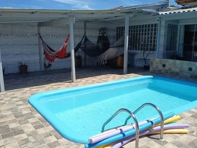 Imagem: Casa na Praia da Pinheira com Piscina e