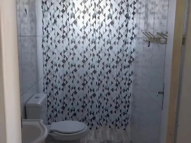 Imagem 8: Casa com Piscina para Alugar em Matinhos