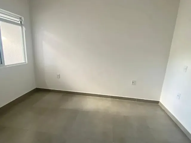Imagem 15: Excelente Oportunidade de Aluguel! Casa Espaçosa em Capoeiras, Sem Custo de Condomínio