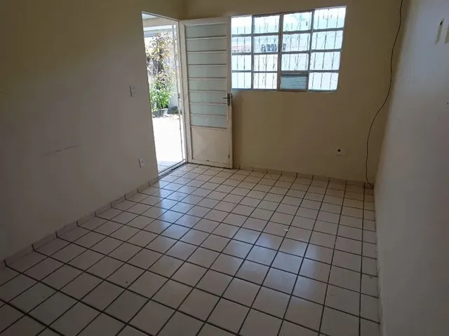 Imagem 9: /Casa com 2 Qrts Próxima Ao Terminal 4