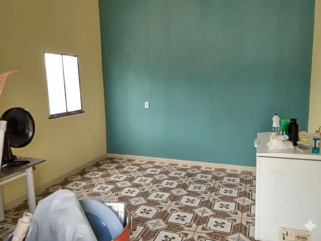 Imagem: Terreno com Dois Cômodos Construídos Entrada