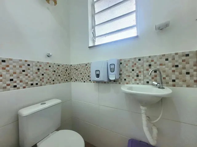 Imagem 4: Sala - Centro Galpão / depósito com 1 banheiro