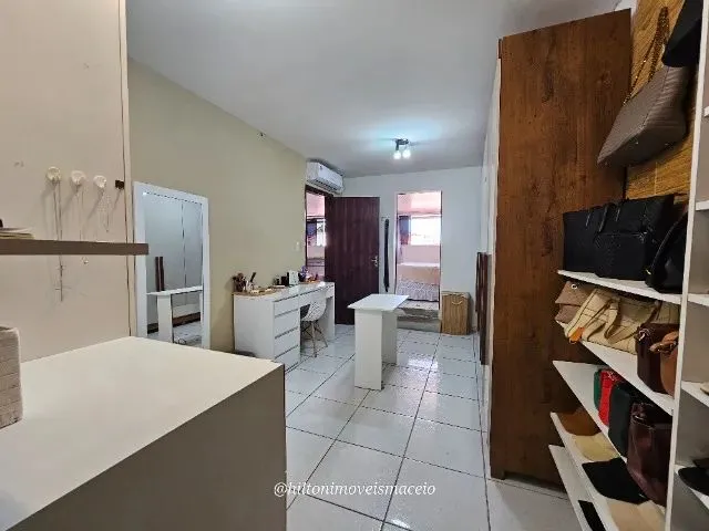Imagem 3: Casa no Graciliano Ramos com 4 Quartos e 2 Suítes