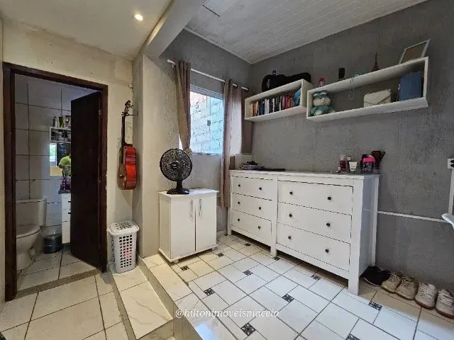 Imagem 5: Casa no Graciliano Ramos com 4 Quartos e 2 Suítes