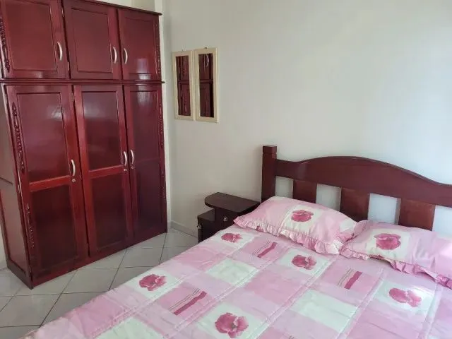 Imagem 15: Janeiro Apartamento 6 a 8 Pessoas, Praia de Bombas Sc, 2 Quartos com Ar, Churrasqueir