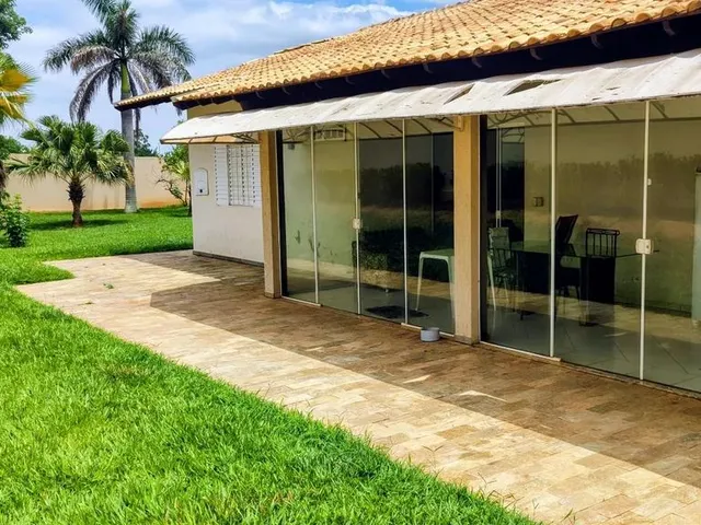 Imagem: Casa por Tempora Lins para 20 Pessoas (