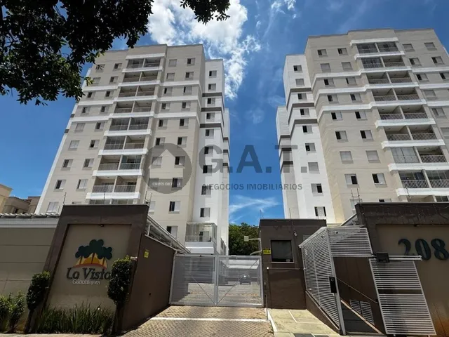 Imagem: O apartamento possui 3 Dormitórios, 1 Suíte, 2 Banheiros,