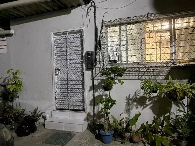Imagem: A kitnet possui 1 Dormitório, 1 Banheiro, 1 Vaga na