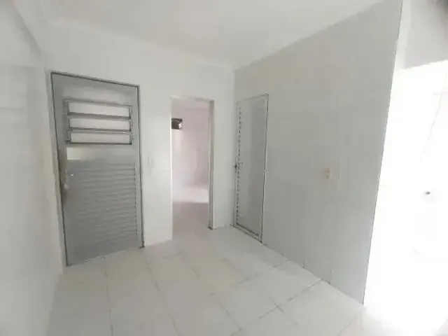 Imagem: Apartamento para Aluguel em Vila Fechada