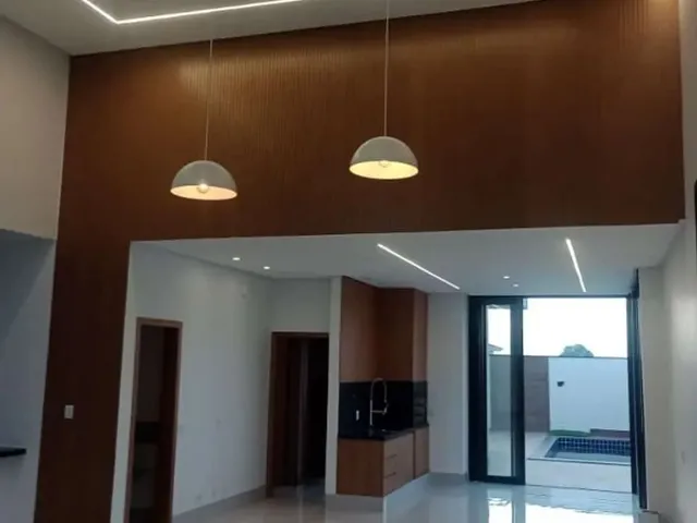 Imagem: A casa possui 3 Dormitórios, 3 Suítes, 3 Banheiros, 4