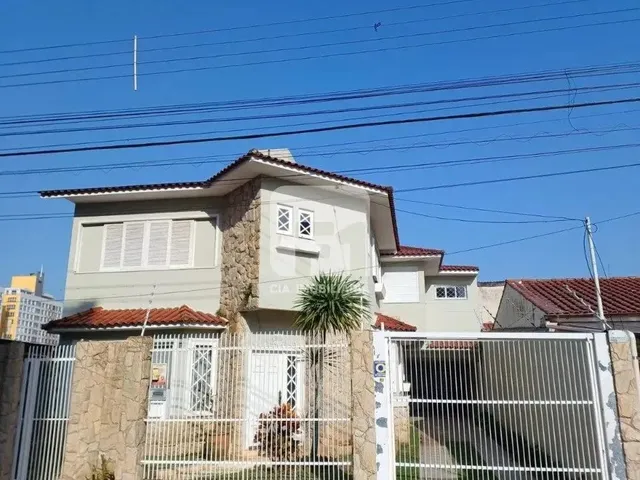 Imagem: Casa de 4 Dormitórios na Trindade
