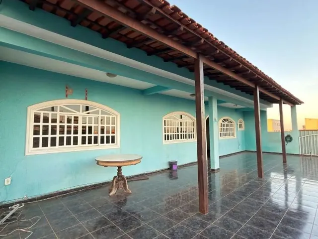 Imagem: Sobrado com Varanda 4 Quartos e 3 Banheiros