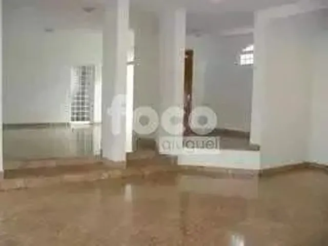 Imagem: Casa Residencial de 450 M² Disponível