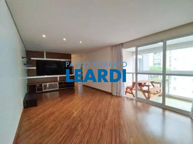 Imagem: O apartamento possui 3 Dormitórios, 3 Suítes, 4