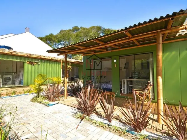Imagem: Airbnb com 10 Containers para Aluguéis