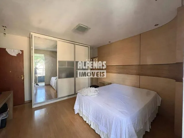 Imagem: Área Privativa À Venda 3 Quartos no Bairro