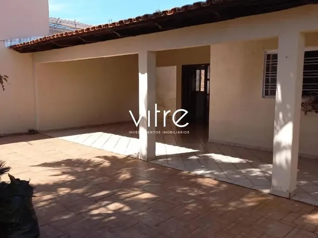 Imagem: Casa À Venda no Bairro Custódio Pereira