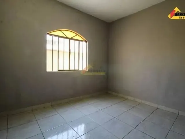 Imagem 7: Casa para Aluguel, 3 Quartos, 2 Vagas, São José - Divinópolis/Mg