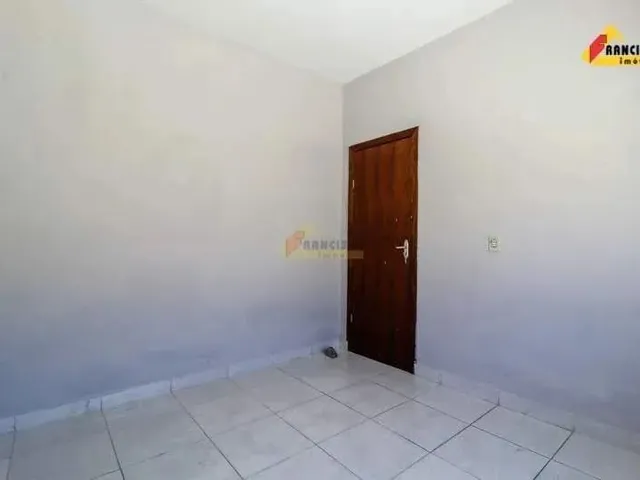 Imagem 8: Casa para Aluguel, 3 Quartos, 2 Vagas, São José - Divinópolis/Mg