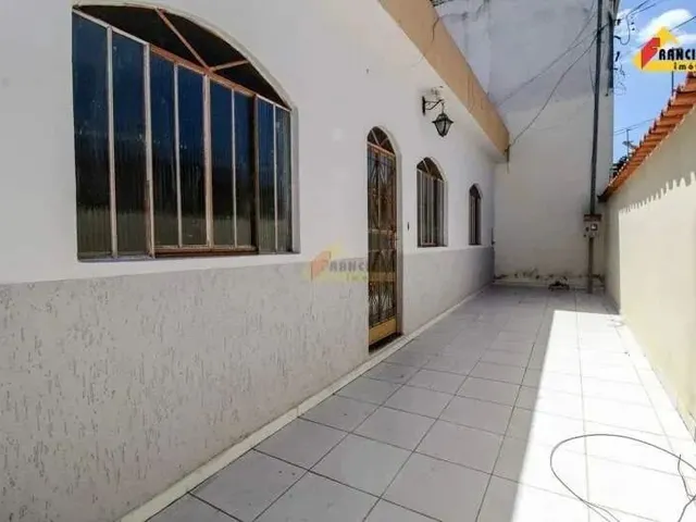 Imagem 4: Casa para Aluguel, 3 Quartos, 2 Vagas, São José - Divinópolis/Mg