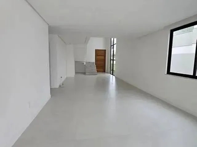 Imagem 2: Terras do Alphaville, Excelente Casa 4/4, Suites, Piscina, Energia Solar, Nova!!!!