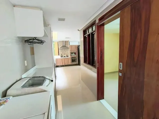 Imagem 14: Casa Duplex com 4 Suítes e Deck com Churrasqueira
