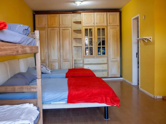 Imagem 3: Quartos para Alugar a Partir de R$200 a Diária