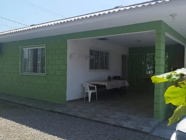 Imagem: Casa de Praia Pinheira (Praia do Meio)