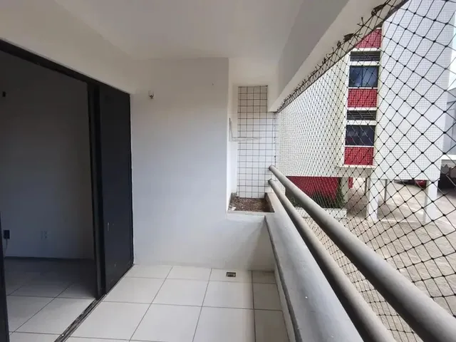 Imagem: Apartamento com Três Quartos,Na Avenida