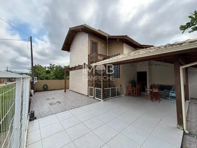 Imagem 1: Casa com 2 Dormitórios À Venda no Ribeirão da Ilha