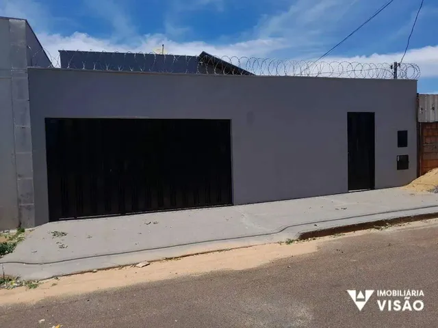 Imagem: Casa À Venda, 03 Quartos, 01 Suíte, 01