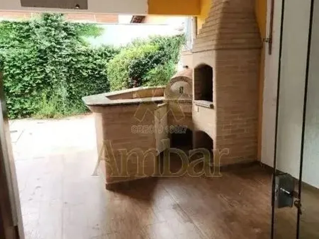 Imagem: A casa possui 4 Dormitórios, 4 Suítes, 5 Banheiros, 4