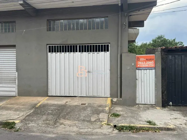 Imagem: Casa para Aluguel, 2 Quartos, 2 Vagas, Industrial