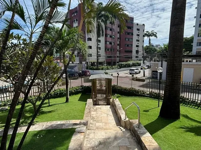 Imagem: O apartamento possui 3 Dormitórios, 1 Suíte, 3 Banheiros,