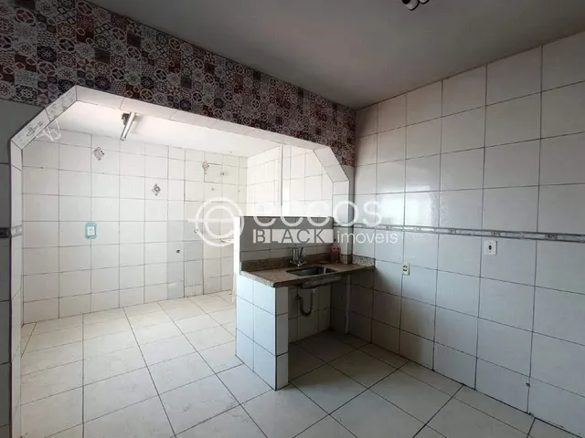 Imagem 8: Apartamento para Aluguel, 2 Quartos, 1 Vaga, Marta Helena - Uberlândia/Mg