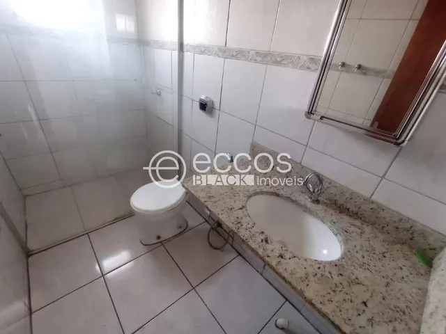Imagem 4: Apartamento para Aluguel, 2 Quartos, 1 Vaga, Marta Helena - Uberlândia/Mg