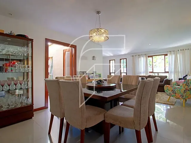 Imagem 16: Imóvel para Venda Possui 400 Metros Quadrados com 4 Quartos em Enseada Azul - Guarapari
