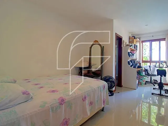 Imagem 9: Imóvel para Venda Possui 400 Metros Quadrados com 4 Quartos em Enseada Azul - Guarapari