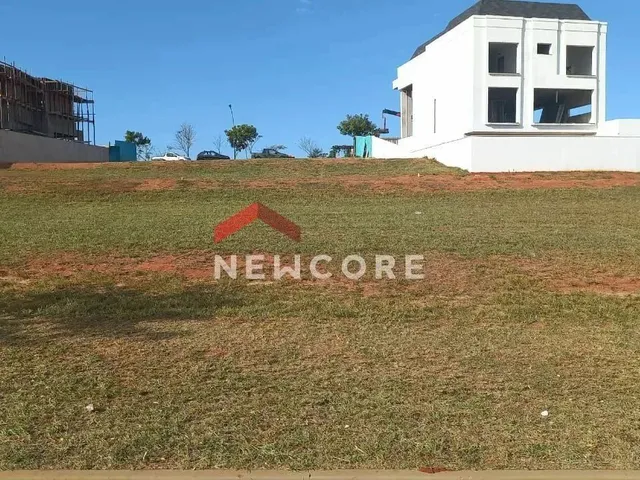 Imagem: Lote em Condomínio em Avenida Adélia José