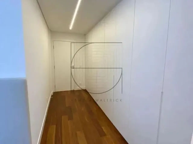 Imagem 4: Cobertura Duplex com Vista Mar em Jurerê