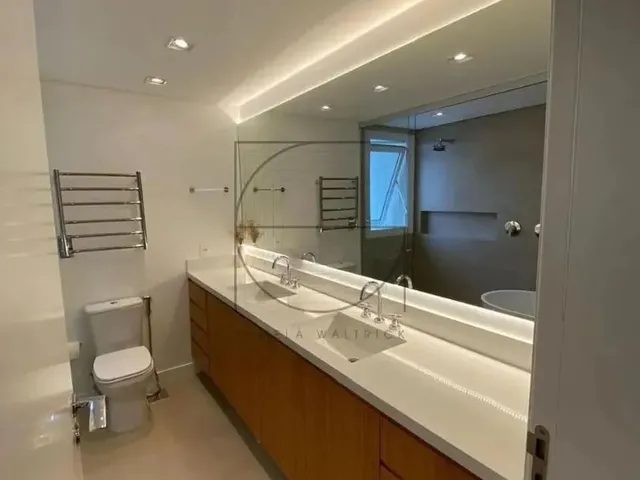 Imagem 2: Cobertura Duplex com Vista Mar em Jurerê
