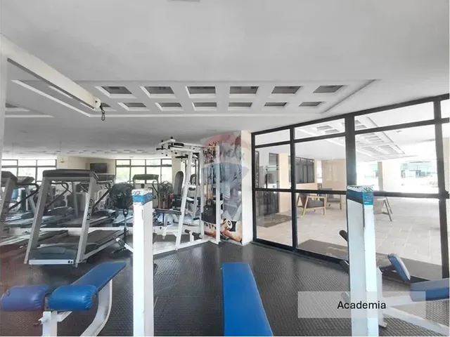 Imagem 12: Apartamento Semi-Mobiliado para Alugar, 163M² com 4 Quartos, Sendo 2 Suítes, No