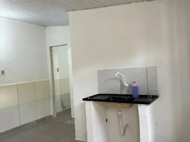 Imagem 8: Aluga-Se Kitnet Vicente-Pires Rua 03 - Próximo a Via Eptg - Parada de Ônibus e Comercio