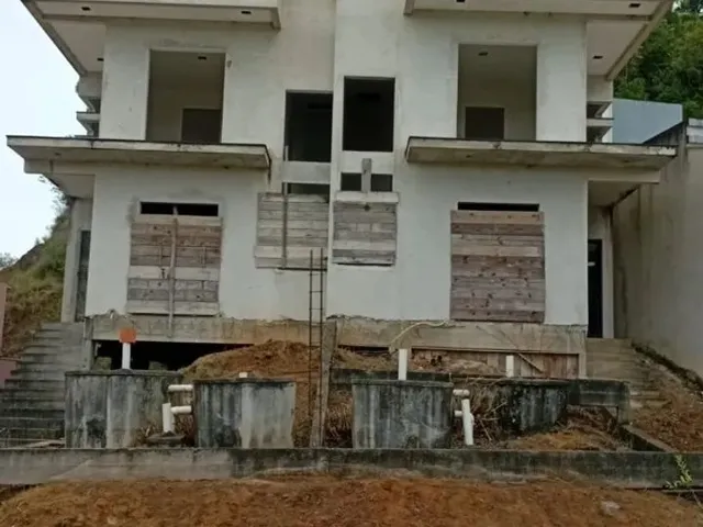 Imagem: Dois Sobrados pelo Preço de Um