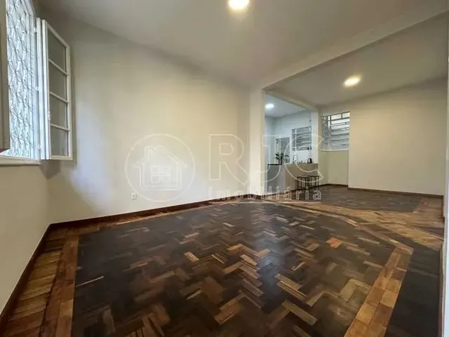 Imagem 1: Imóvel para Venda com 95 Metros Quadrados com 3 Quartos em Alto - Teresópolis - Rj