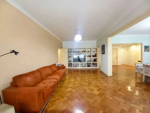 Imagem: Apartamento com 4 Dormitórios À Venda