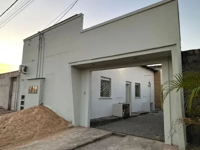 Imagem: Vendo Casa com 2 Apartamentos