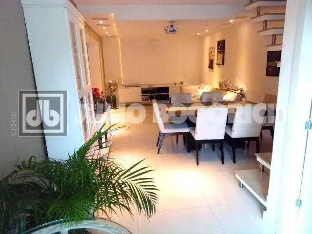 Imagem: Excelente Casa Condominio Duplex Pechincha
