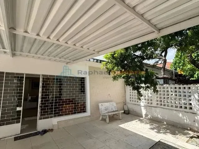Imagem 4: Casa Espetacular, com 4 Quartos e 3 Suítes, no Bairro de Afogados